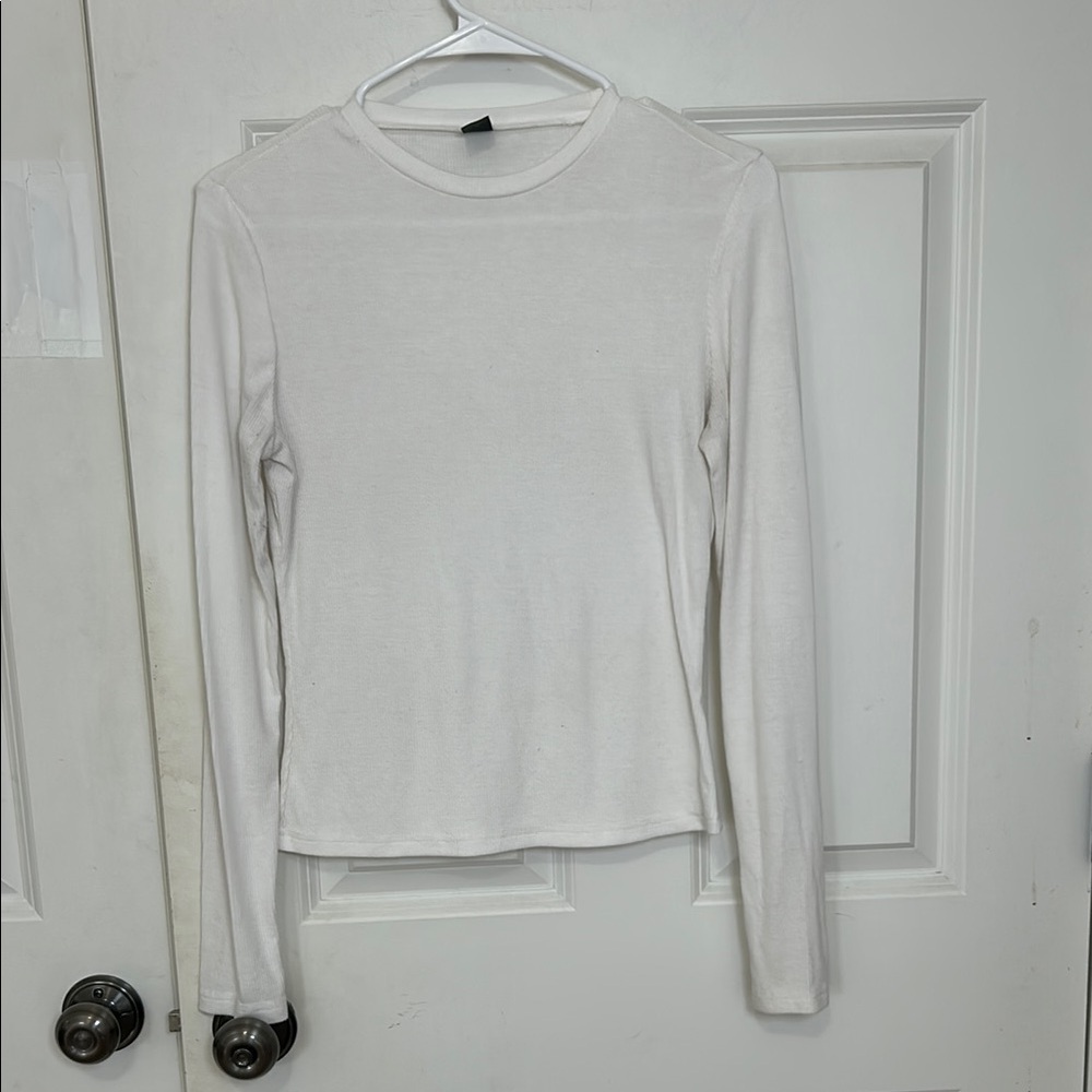 SHEIN White Ribbed long sleeve shirt size medium